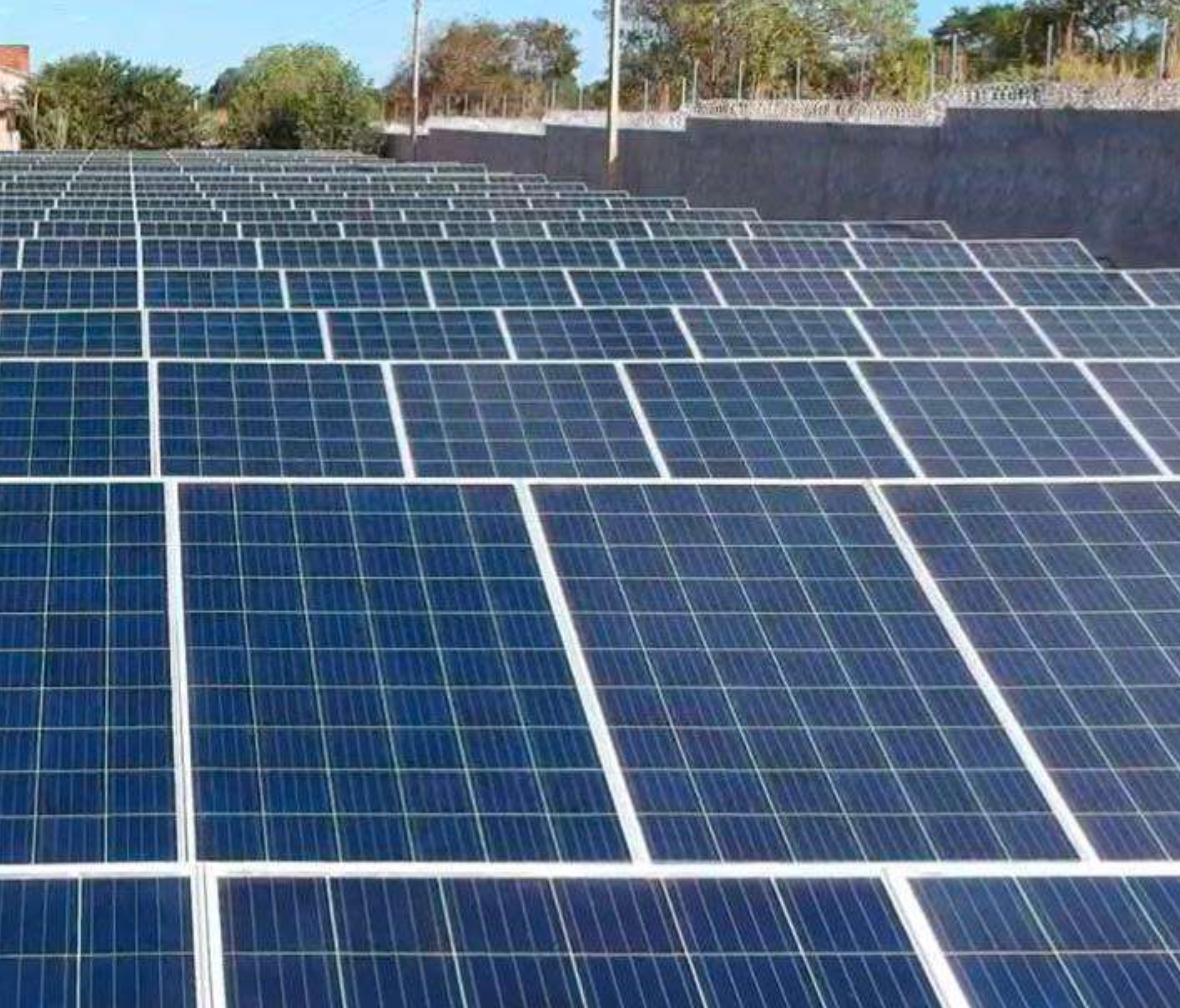Grupo Sim Telecom Porto Narcional - TO Potência: 204 kWp